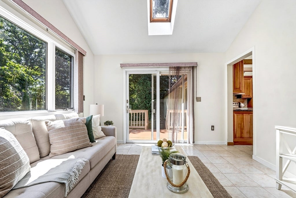 3 Macone Cir, Stoneham, MA, 3 Macone Cir, Stoneham, MA Photo #24