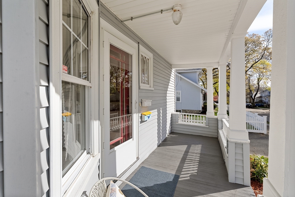 10 Lanark Road 1