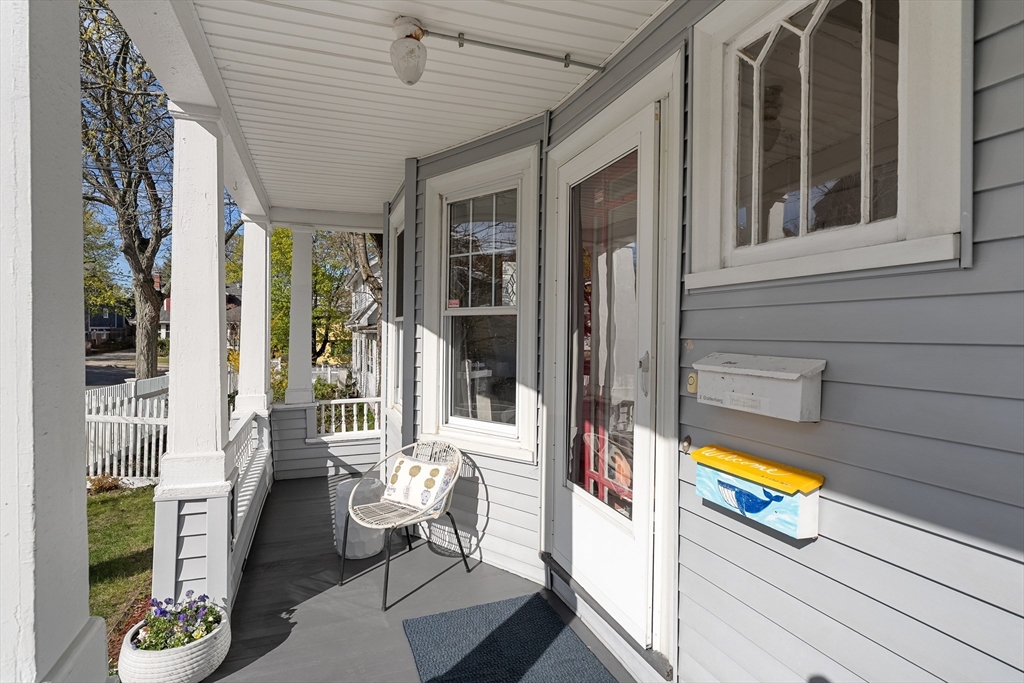 10 Lanark Road 1