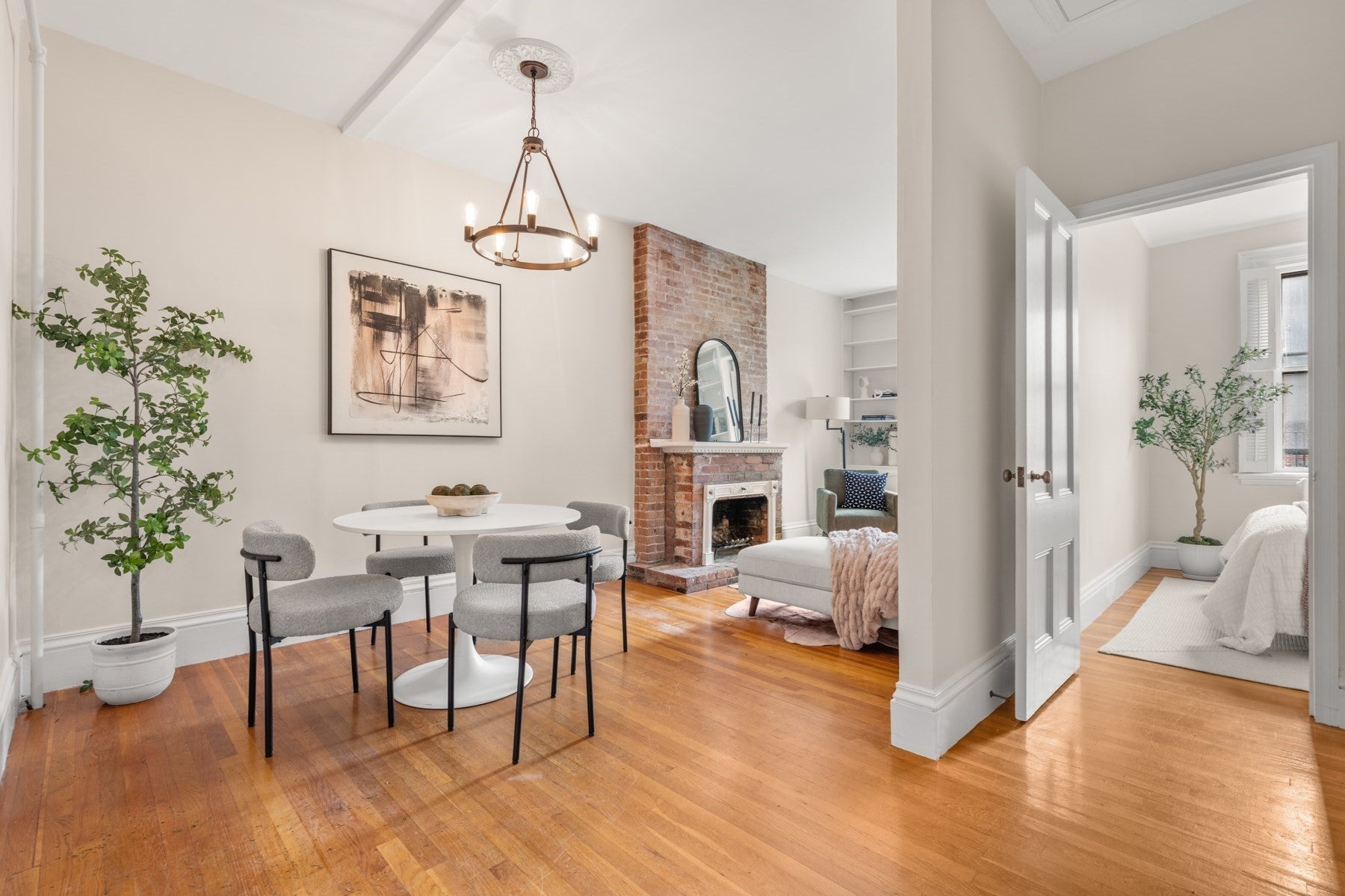 167 Beacon St