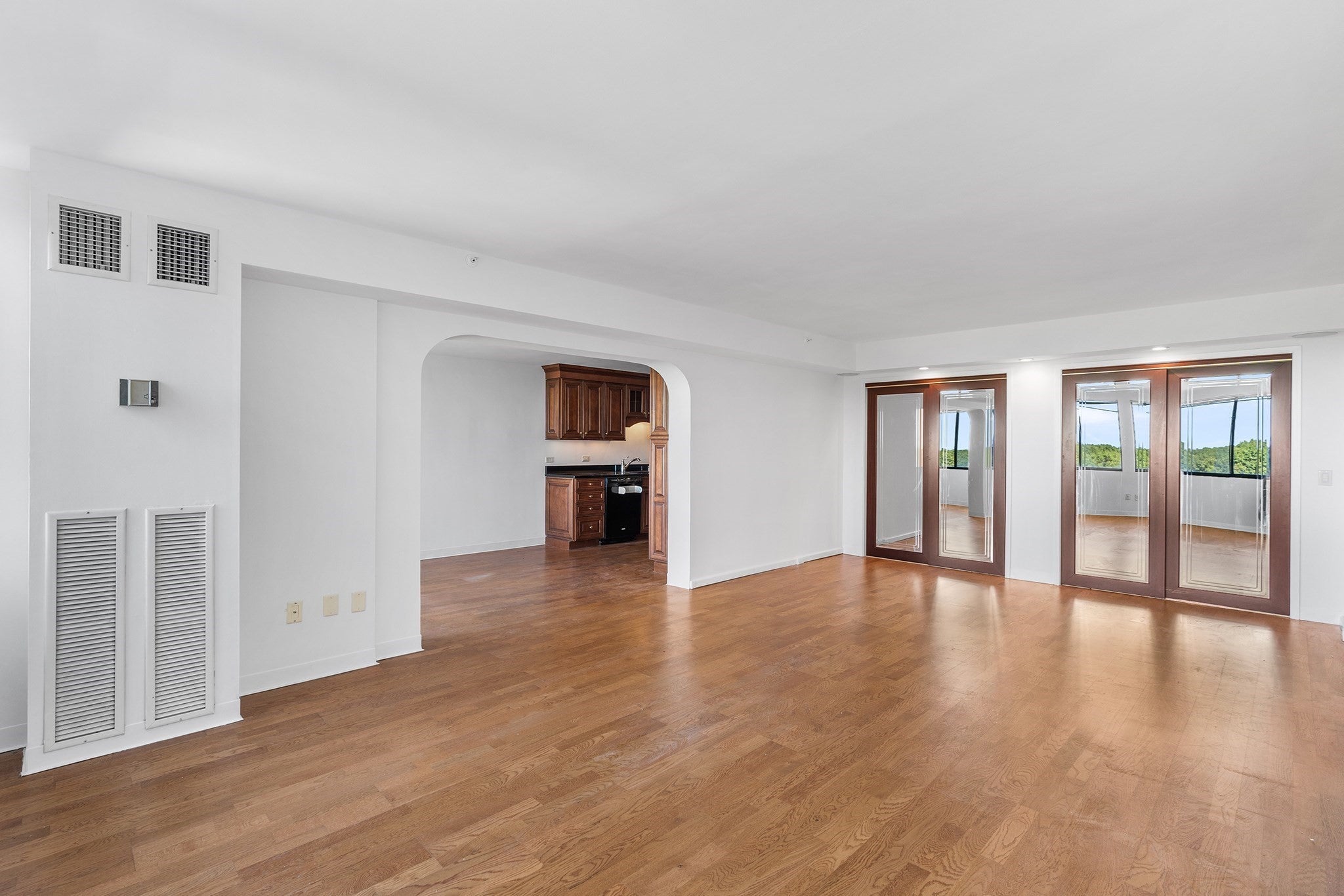 250 Hammond Pond Pkwy 1006N, Newton, MA, 250 Hammond Pond Pkwy 1006N, Newton, MA Photo #2