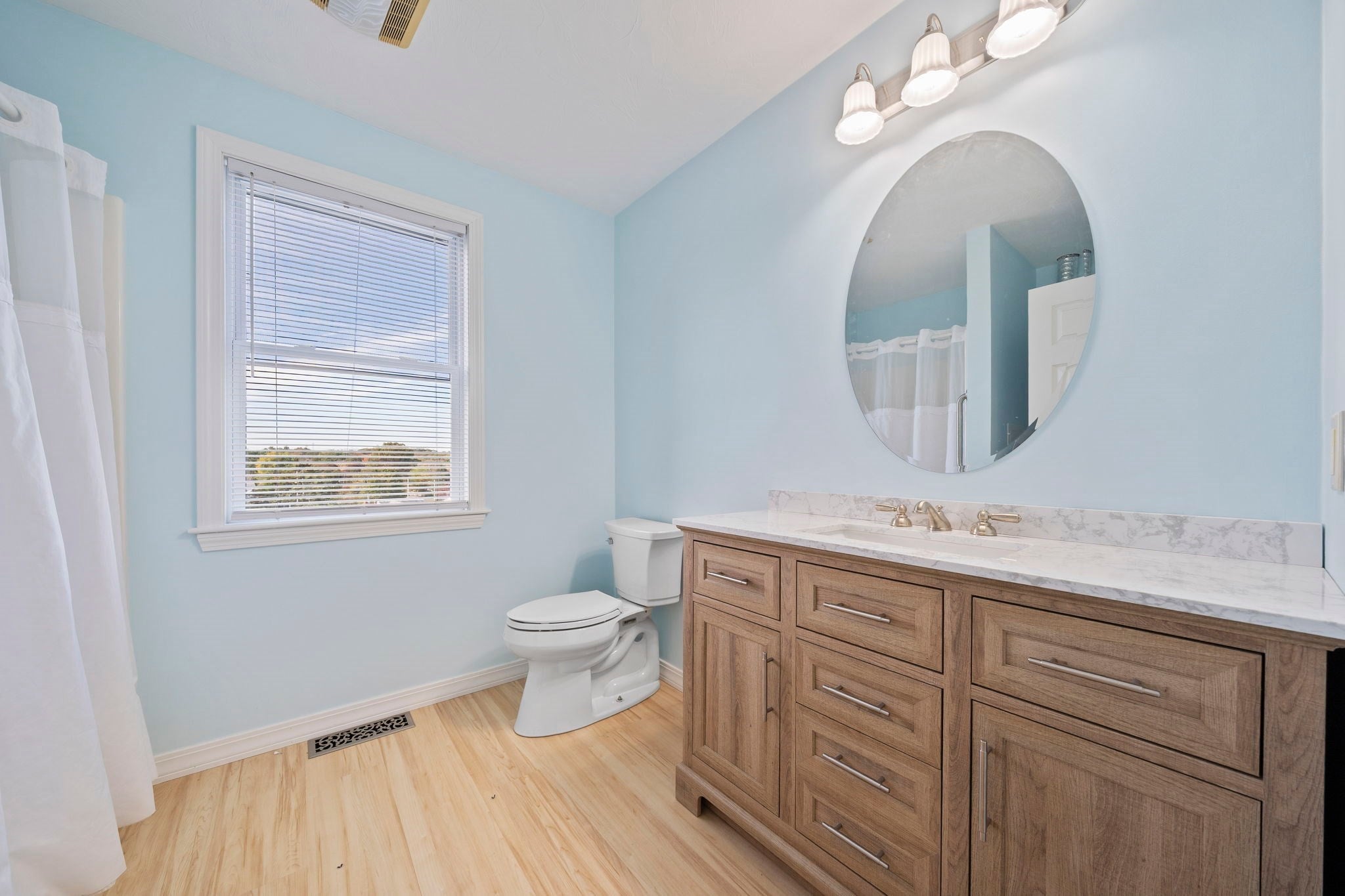 11 Doris Dr, Weymouth, MA Photo #17