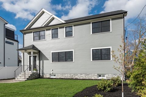 10 Gordon Rd Arlington MA 02474