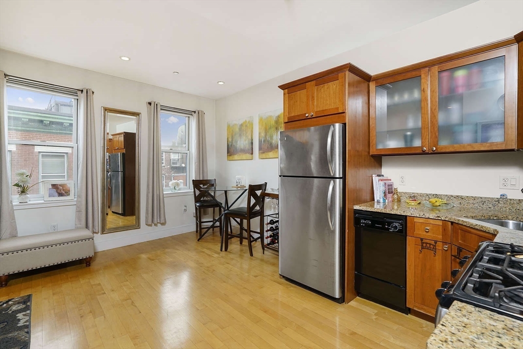 8 Garden Court 7