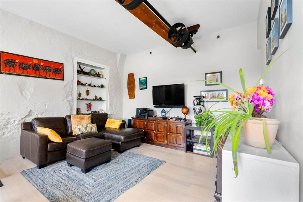 7 S Stone Mill Drive 514