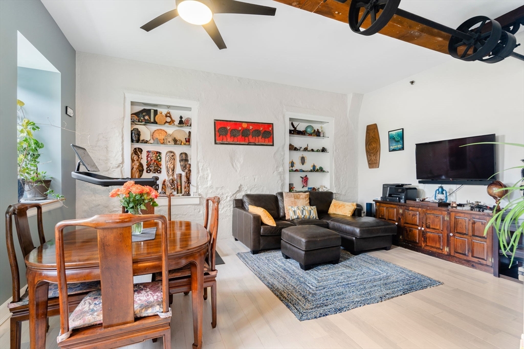 7 S Stone Mill Drive 514