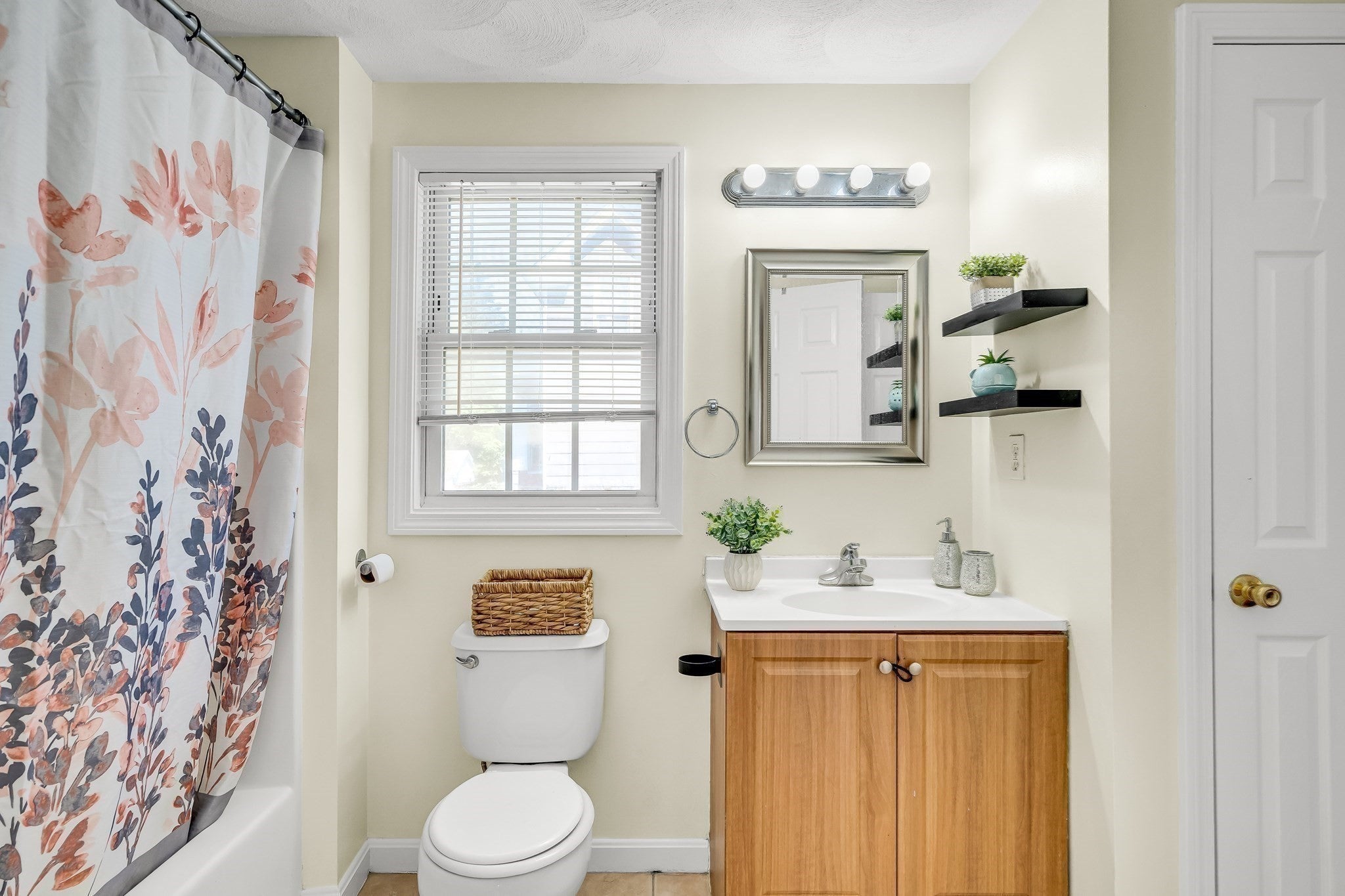 5 Wright Street #B, Lowell, MA, 5 Wright Street #B, Lowell, MA Photo #21