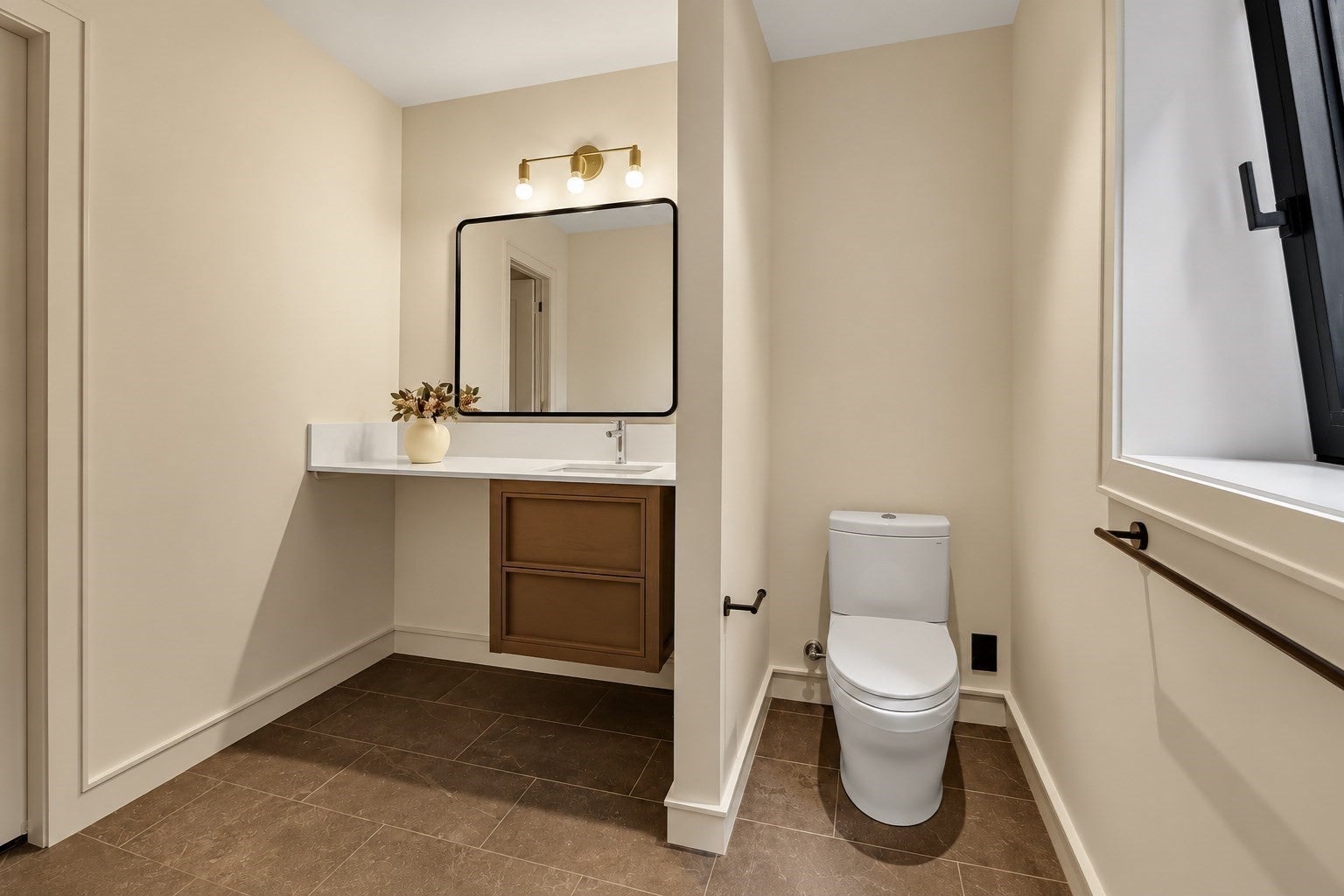 6 Holworthy Terrace #6, Cambridge, MA Photo #31