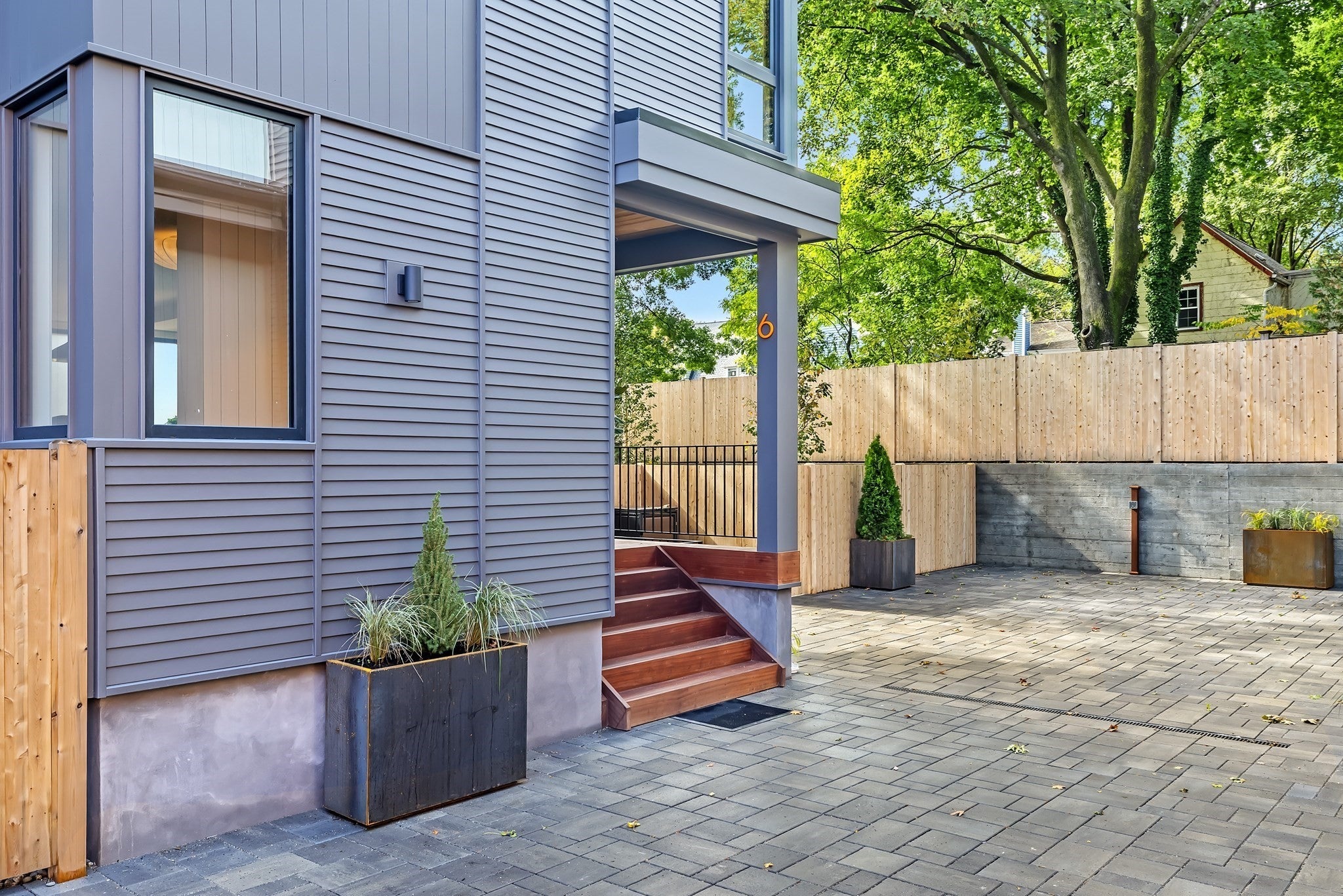 6 Holworthy Terrace 6