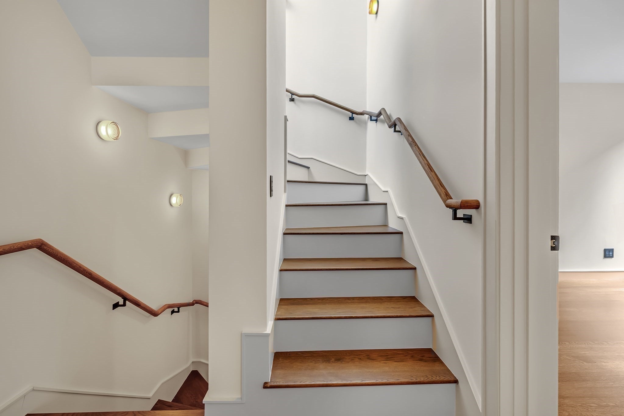 6 Holworthy Terrace #6, Cambridge, MA Photo #22