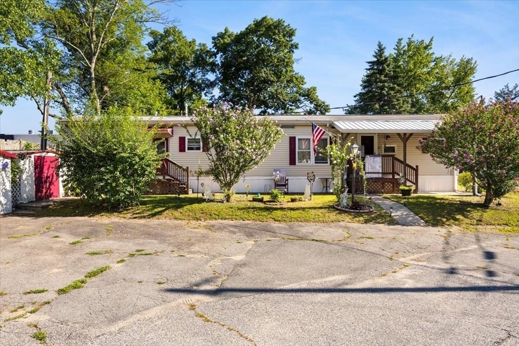 157 Mansfield Ave 32