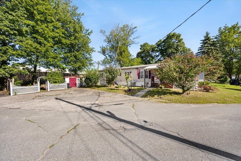 157 Mansfield Ave 32