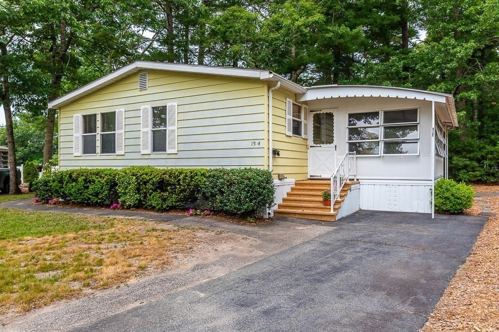13-4 South Meadow Village