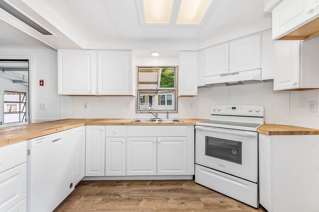 13-4 South Meadow Village