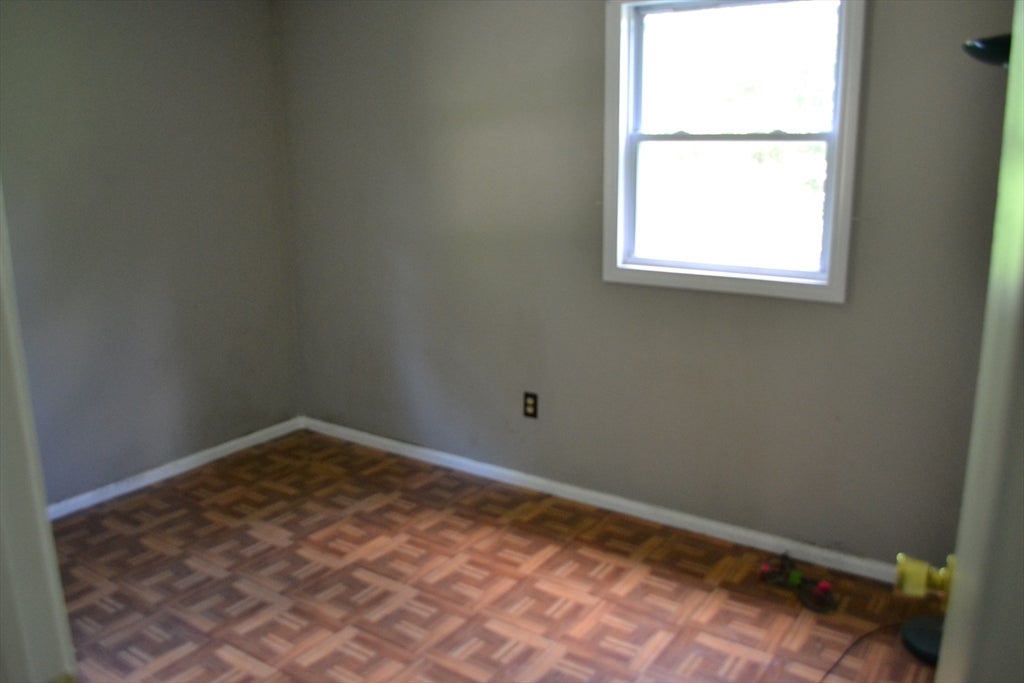 31 Winslow Ave, Leicester, MA, 31 Winslow Ave, Leicester, MA Photo #14