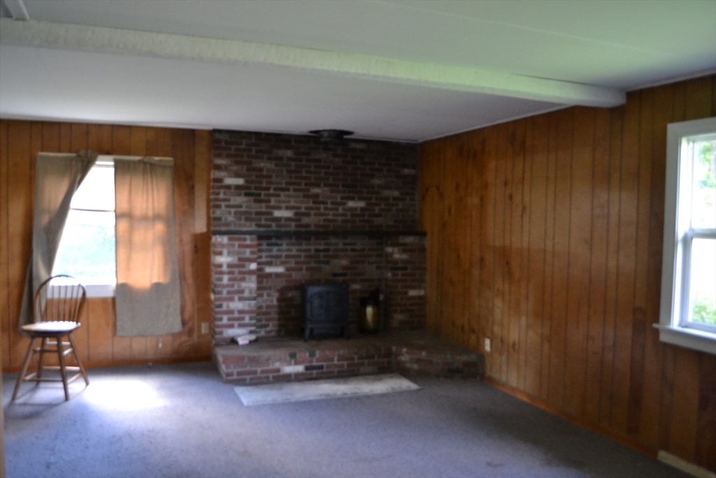 31 Winslow Ave, Leicester, MA, 31 Winslow Ave, Leicester, MA Photo #7
