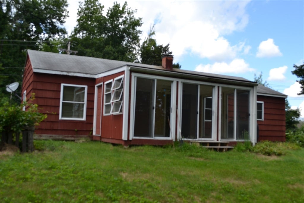 31 Winslow Ave, Leicester, MA, 31 Winslow Ave, Leicester, MA Photo #5