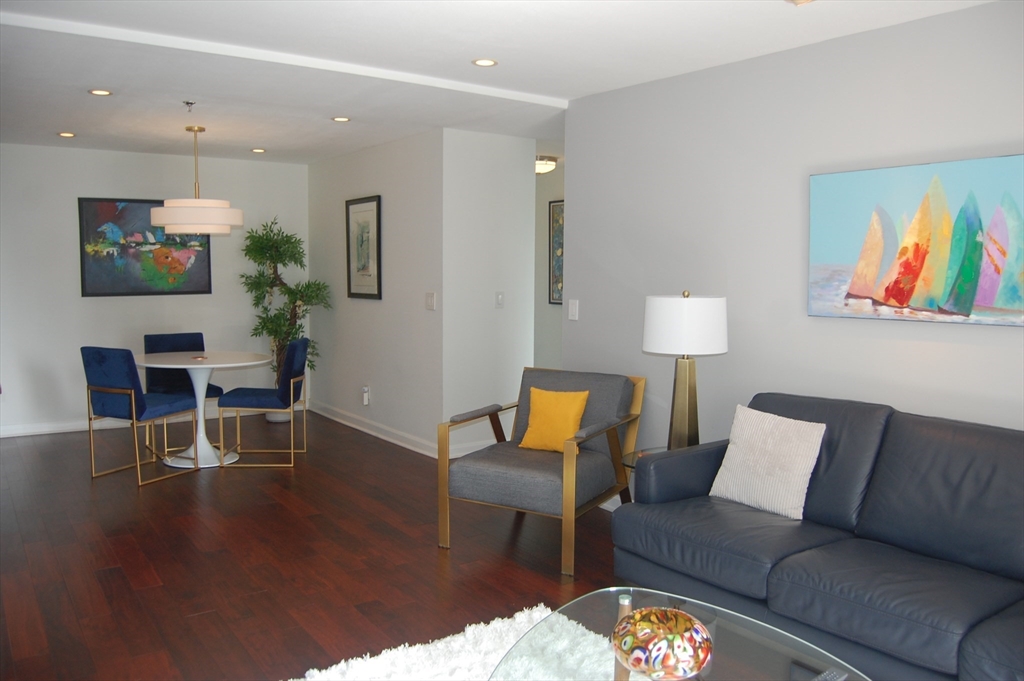 382 Ocean Ave 802