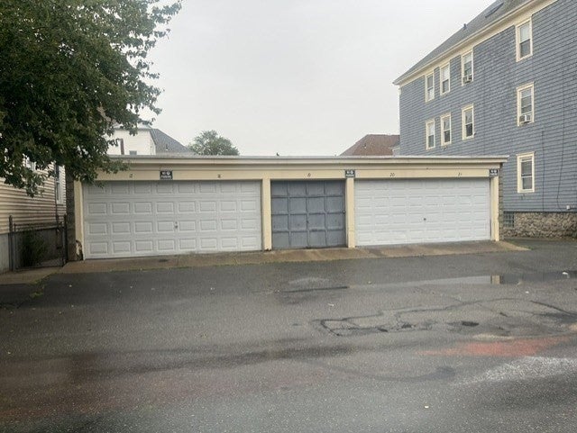 492 N Front St