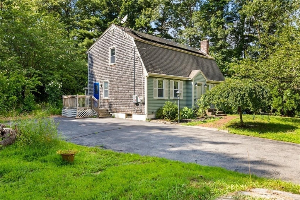 350 Harvey St, Taunton, MA Photo #4