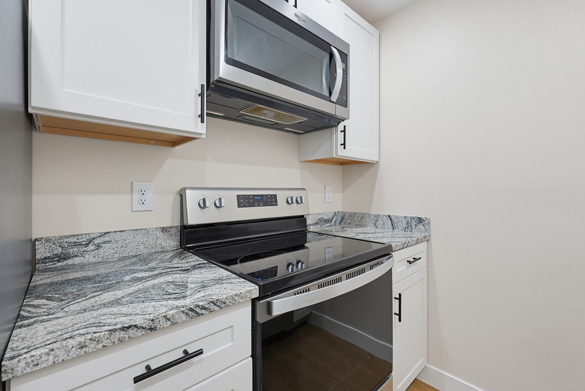 811 Franklin Crossing Rd #811, Franklin, MA, 811 Franklin Crossing Rd #811, Franklin, MA Photo #10