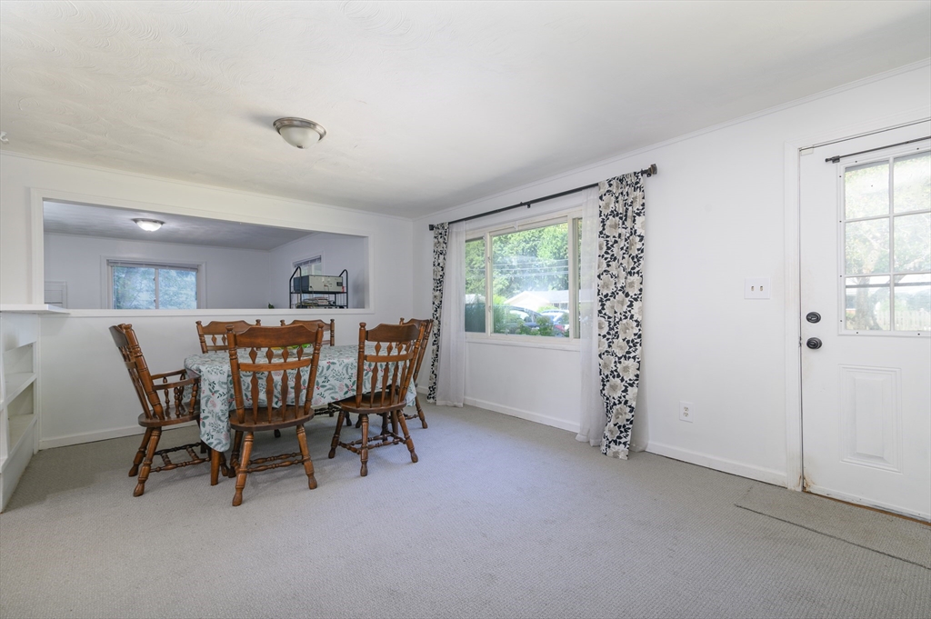 285 Hovenden Ave
