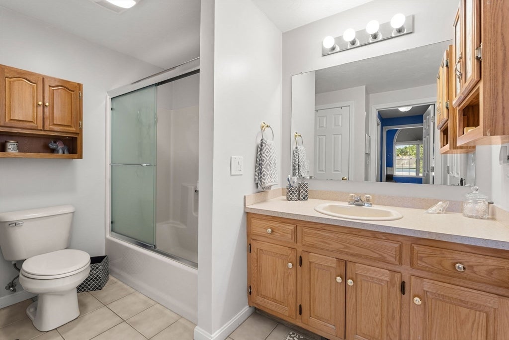 7 Nature View Dr #7, Uxbridge, MA, 7 Nature View Dr #7, Uxbridge, MA Photo #25