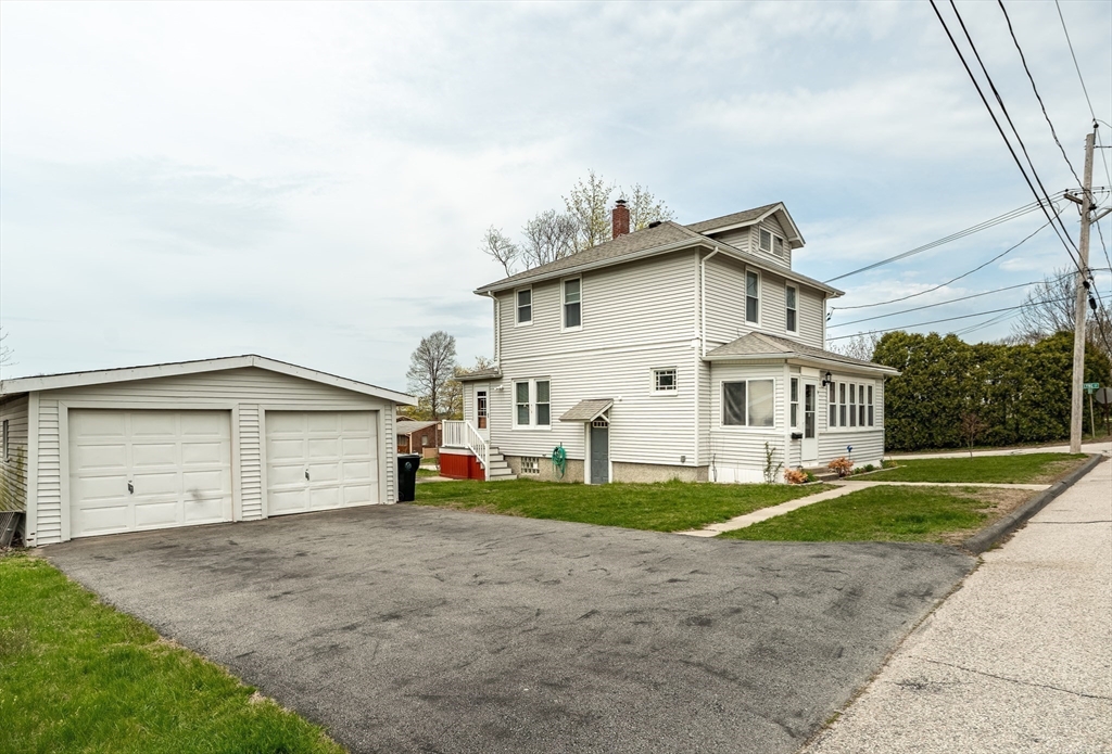 12 Carrollton Avenue