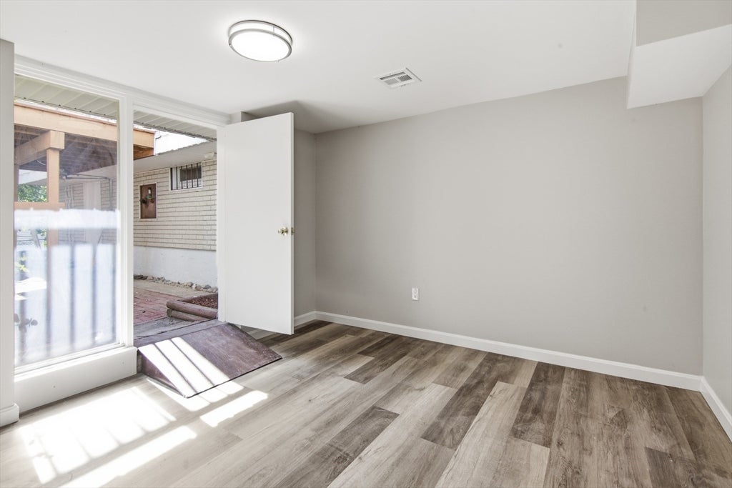 1 Belnap Rd, Boston, MA Photo #26