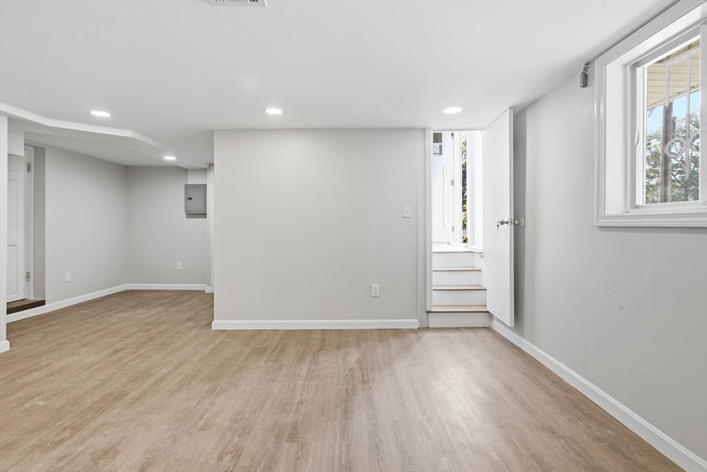 1 Belnap Rd, Boston, MA Photo #25
