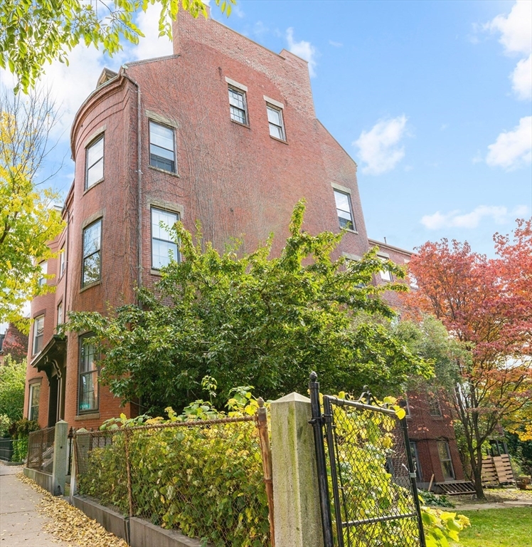 46 High  St