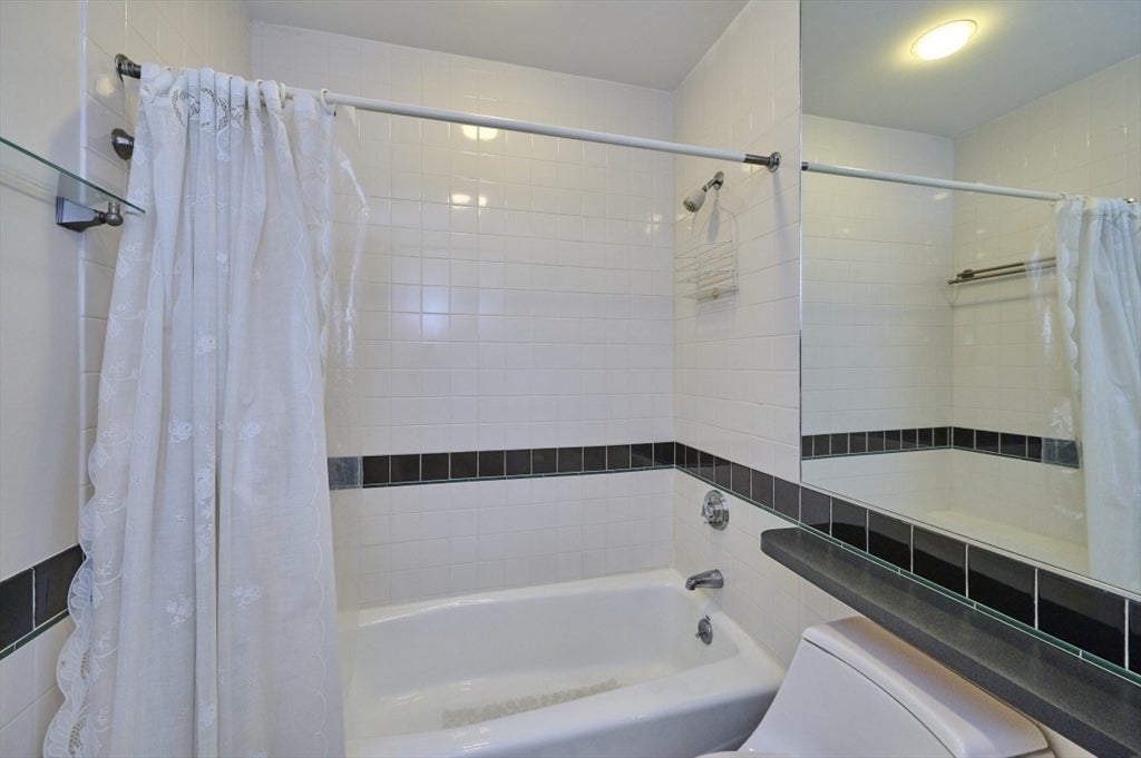 40 Isabella ST #2E, Boston, MA Photo #30