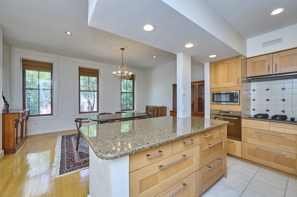 40 Isabella ST #2E, Boston, MA Photo #21