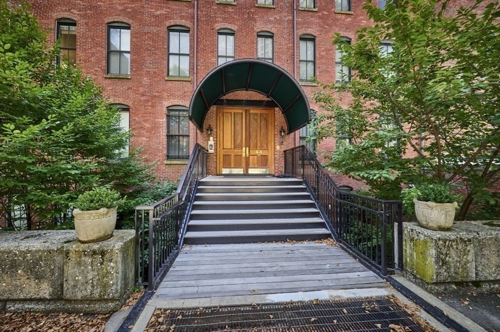 40 Isabella ST #2E, Boston, MA Photo #18