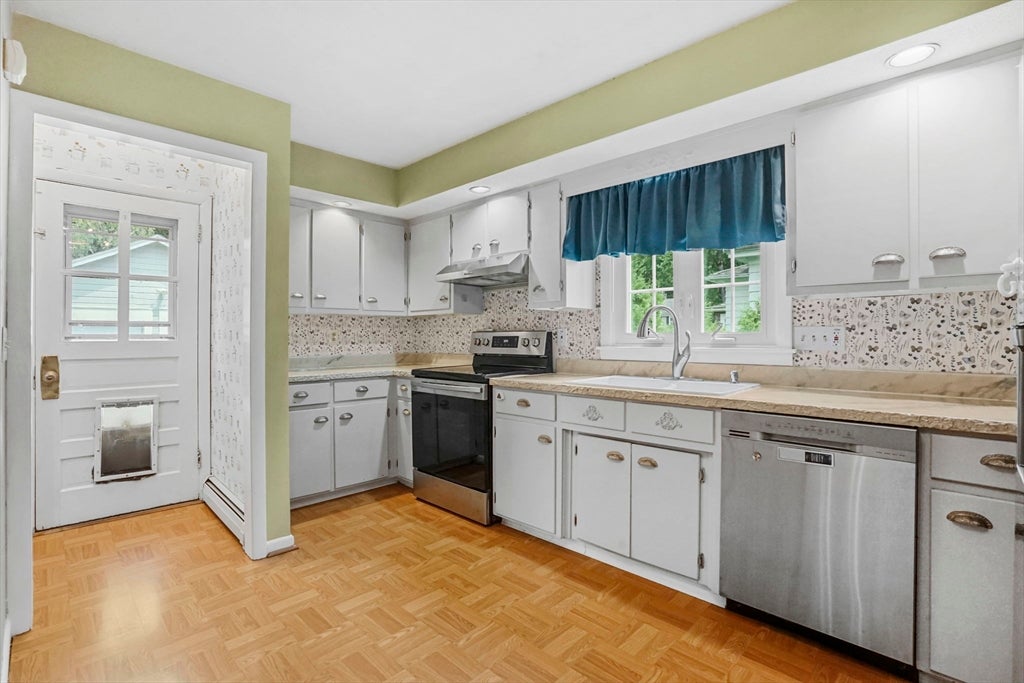 174 Hopkins Pl, Longmeadow, MA, 174 Hopkins Pl, Longmeadow, MA Photo #21
