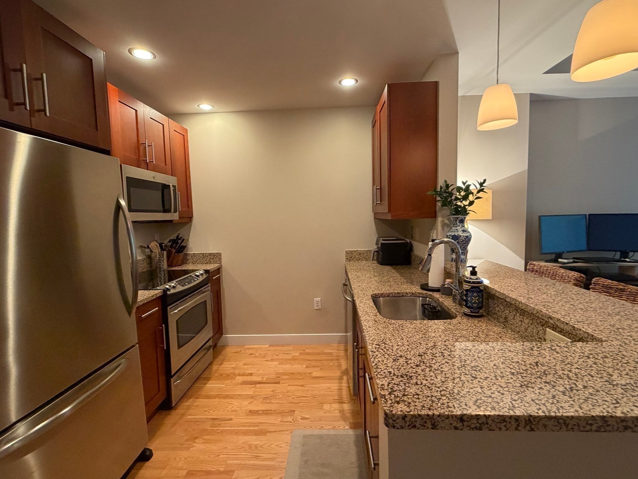 100 Station Landing 207