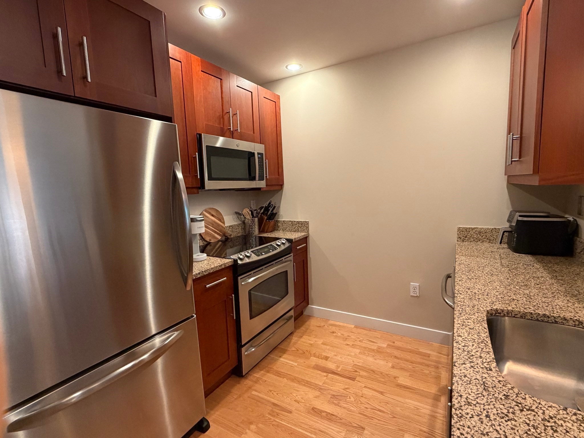 100 Station Landing #207, Medford, MA, 100 Station Landing #207, Medford, MA Photo #6