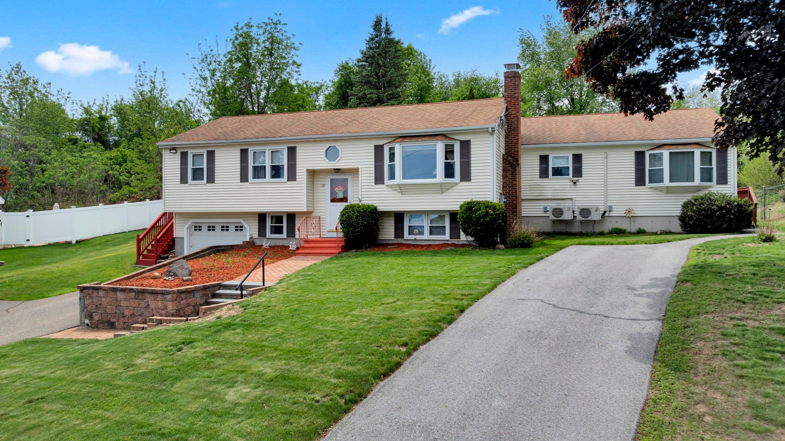 101 Long Hill Dr