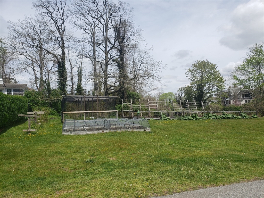 0 Chapoquoit Road