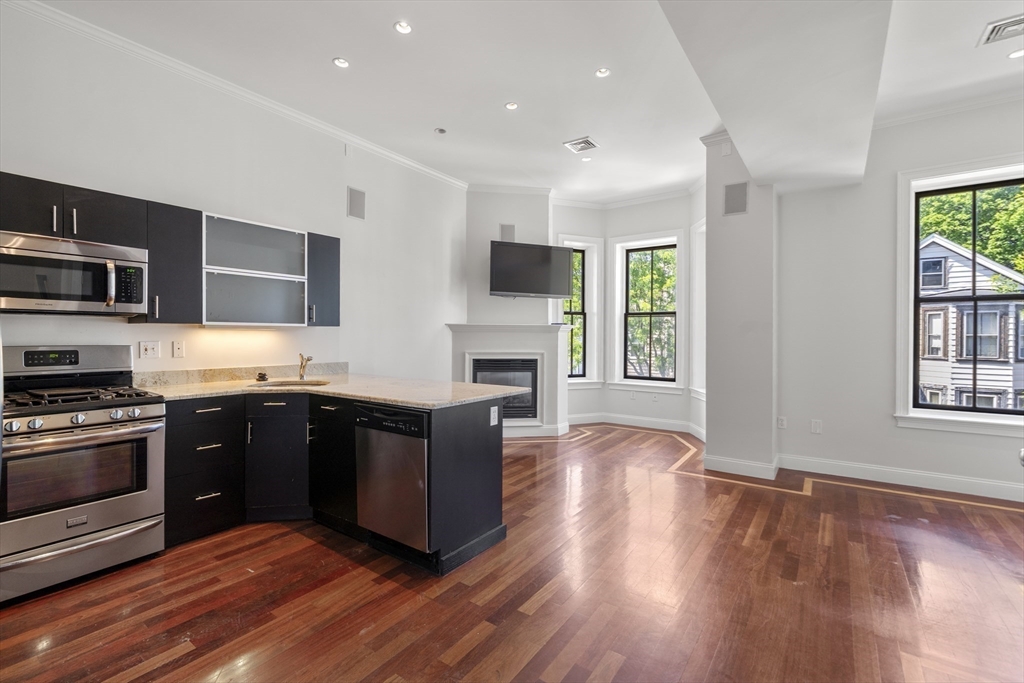 651 E 3rd Street 2