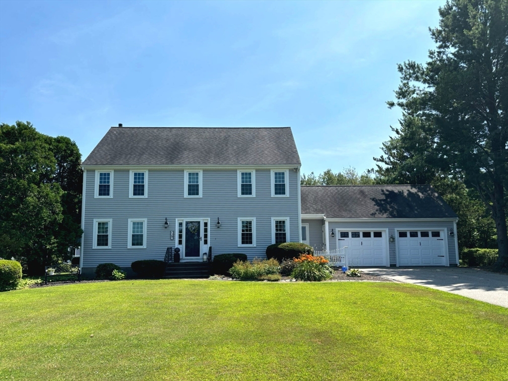 387 W Main St