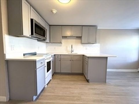 Photo of 31 Western Ave #11, Gloucester, MA 01930 (MLS # 73511743)