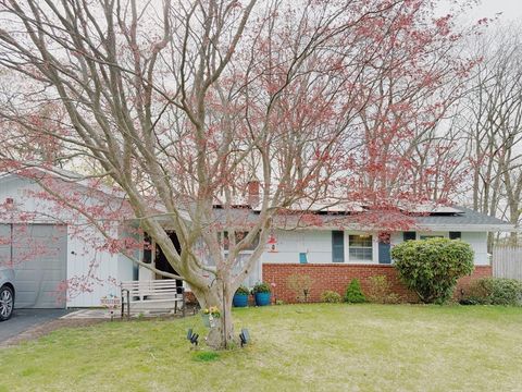 46 Aspen St Brockton MA 02302