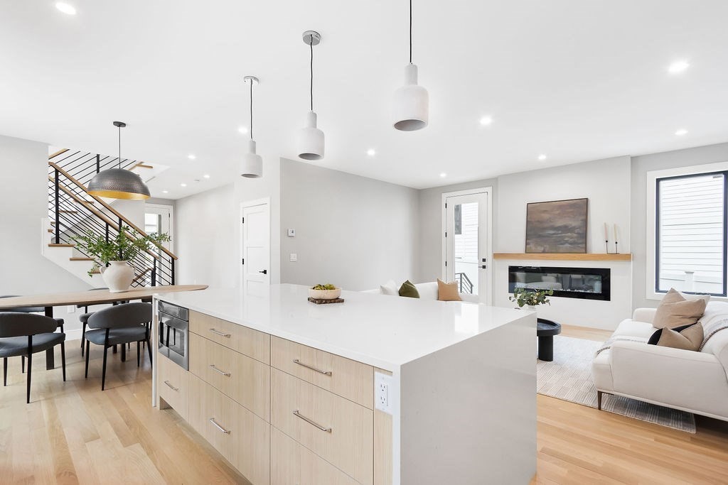 354 Linwood Ave 1