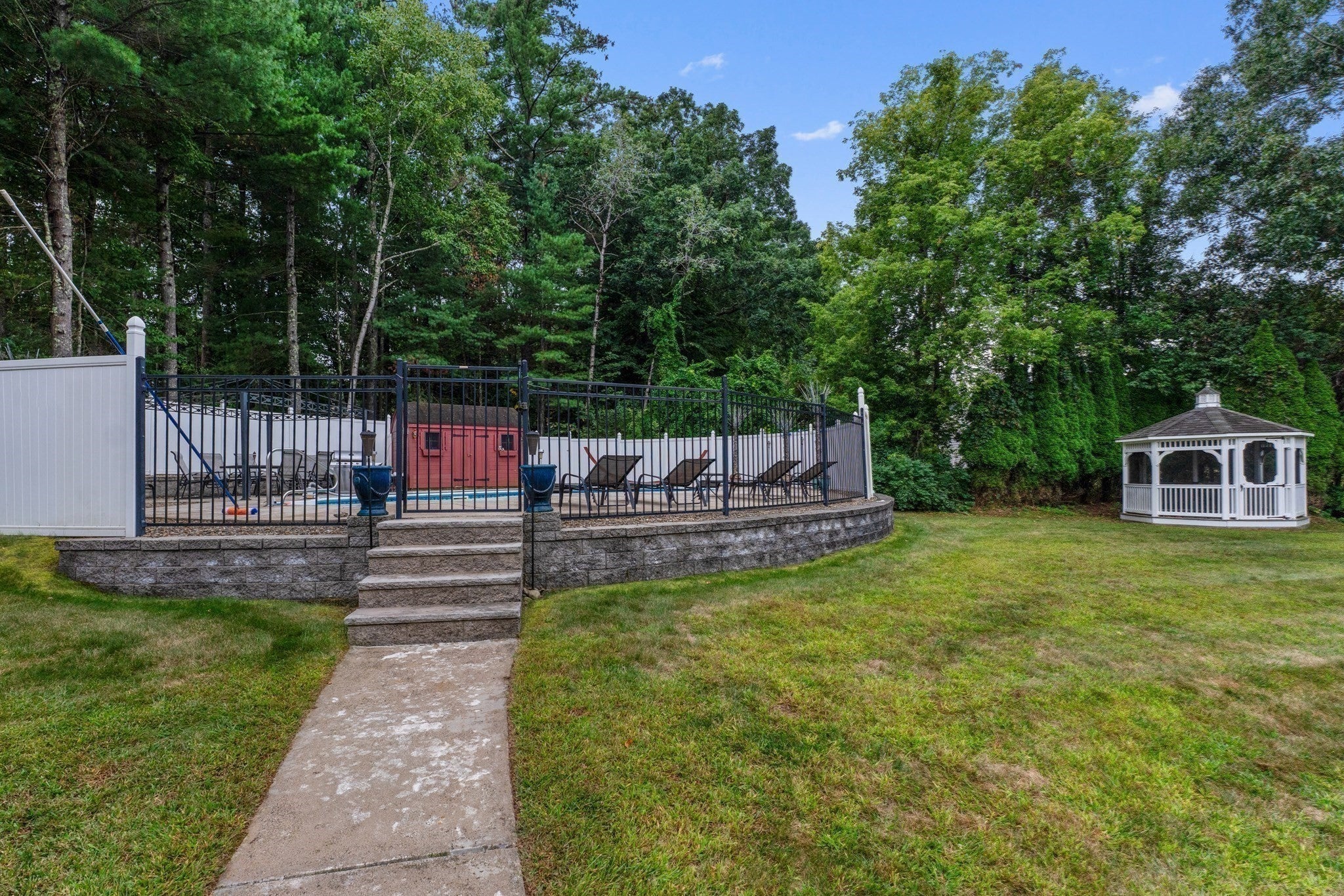 23 Bailey Lane, Georgetown, MA Photo #18