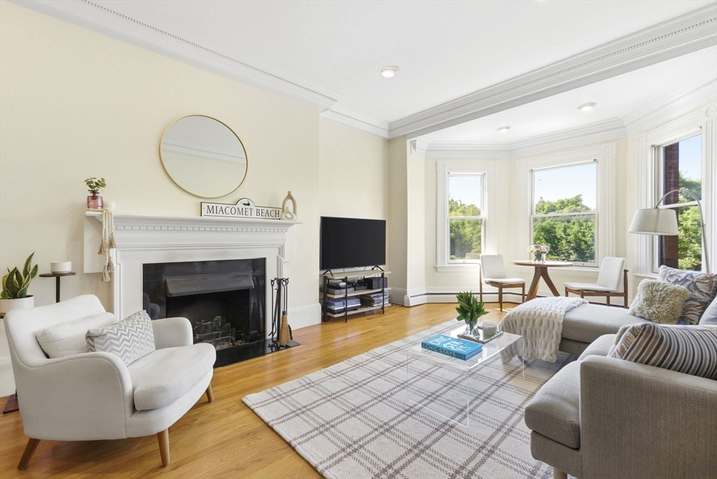 320 Commonwealth Avenue 41