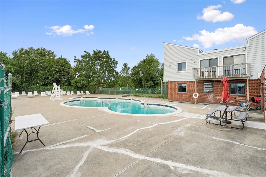 100 Governors Drive 118