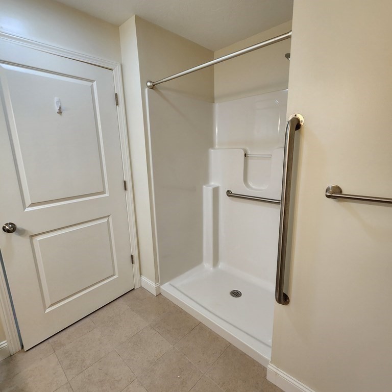 130 Spring St 102