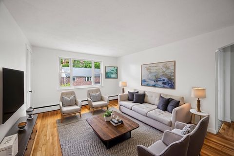 58 Aldrich B Watertown MA 02472