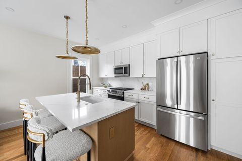 Photo of 14 Harbor View St #1, Boston, MA 02125 (MLS # 73505165)